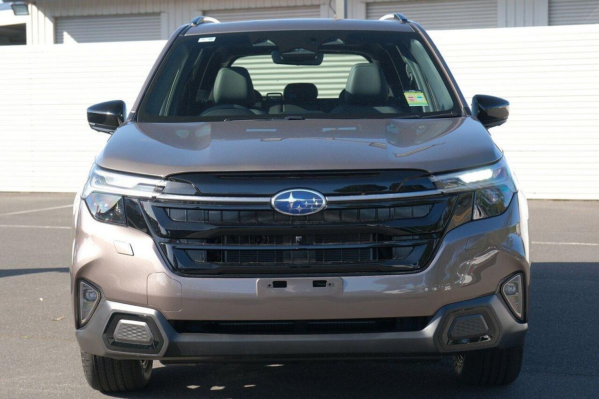 2025 Subaru Forester Hybrid Touring S6