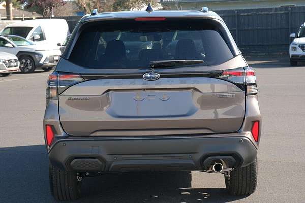 2025 Subaru Forester Hybrid Touring S6
