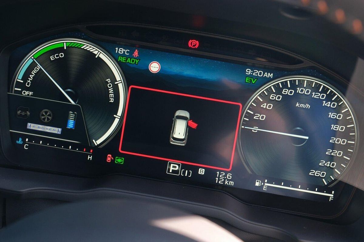 2025 Subaru Forester Hybrid Touring S6