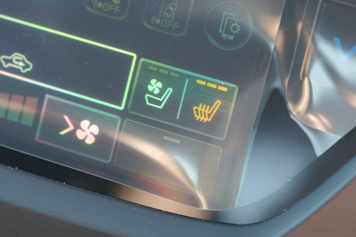 2025 Subaru Forester Hybrid Touring S6
