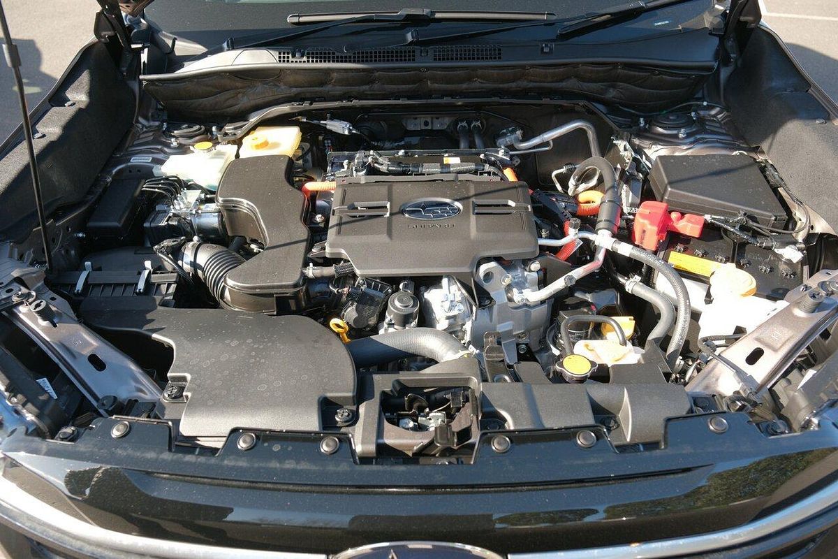 2025 Subaru Forester Hybrid Touring S6