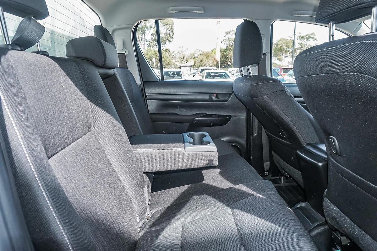 2019 Toyota Hilux SR GUN126R 4X4