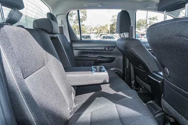 2019 Toyota Hilux SR GUN126R 4X4