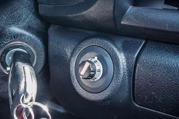 2019 Toyota Hilux SR GUN126R 4X4