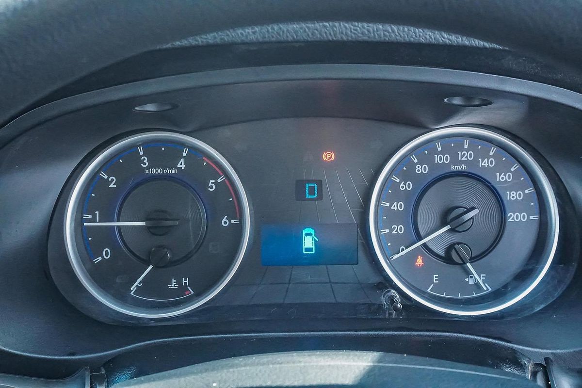 2019 Toyota Hilux SR GUN126R 4X4