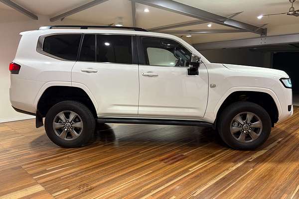 2022 Toyota Landcruiser VX FJA300R