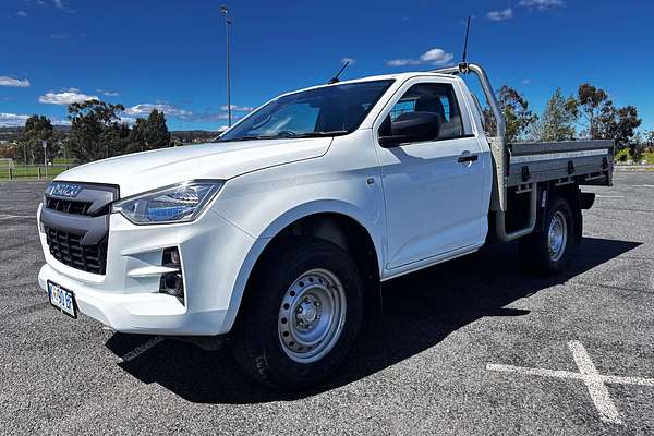 2023 Isuzu D-MAX SX 4X4