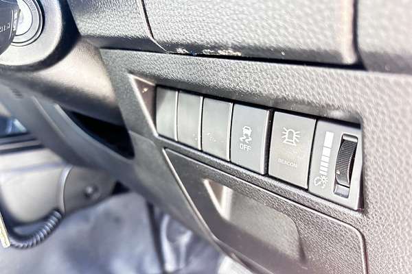 2023 Isuzu D-MAX SX 4X4