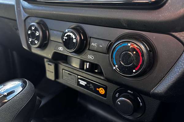 2023 Isuzu D-MAX SX 4X4