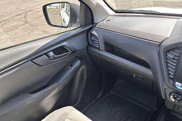 2023 Isuzu D-MAX SX 4X4