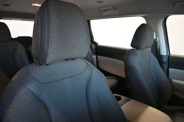 2021 Kia Carnival S KA4