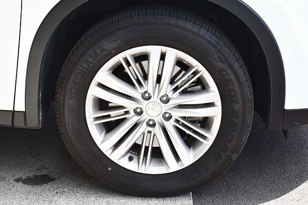 2023 Mitsubishi Outlander ES ZM