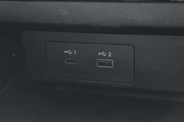 2023 Mitsubishi Outlander ES ZM