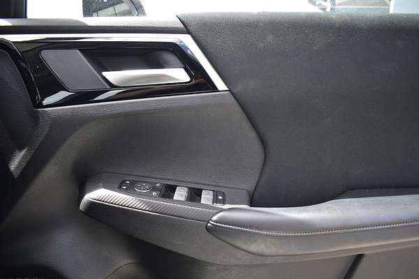 2023 Mitsubishi Outlander ES ZM