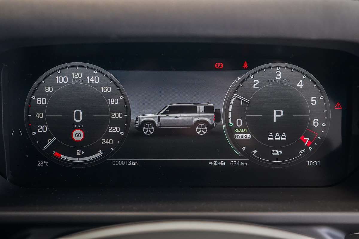 2025 Land Rover Defender 110 P400e X-Dynamic SE L663