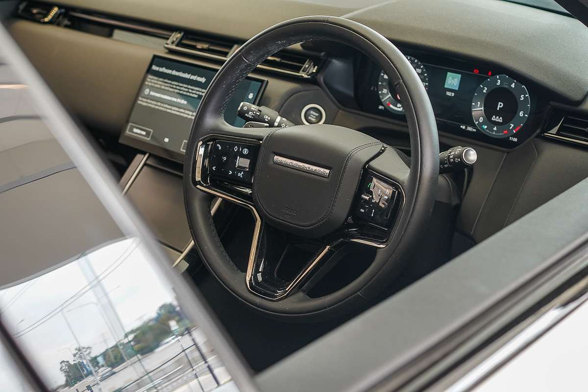 2024 Land Rover Range Rover Velar P250 Dynamic SE L560