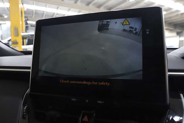 2024 Toyota Corolla Cross GXL MXGH15R