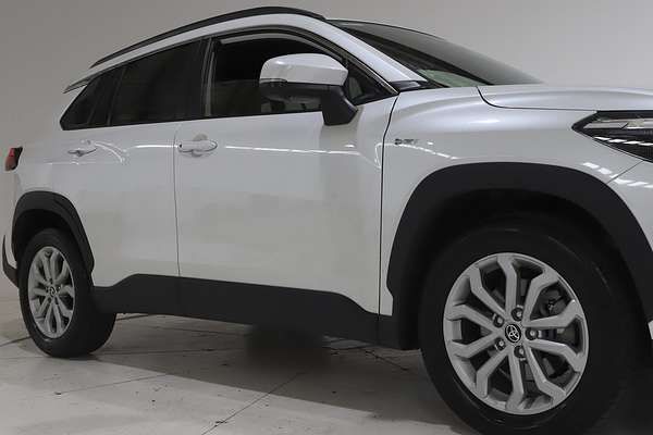 2024 Toyota Corolla Cross GXL MXGH15R