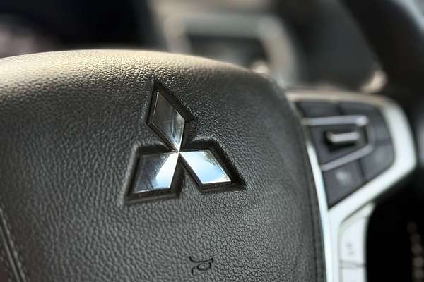 2020 Mitsubishi Pajero Sport GLS QF