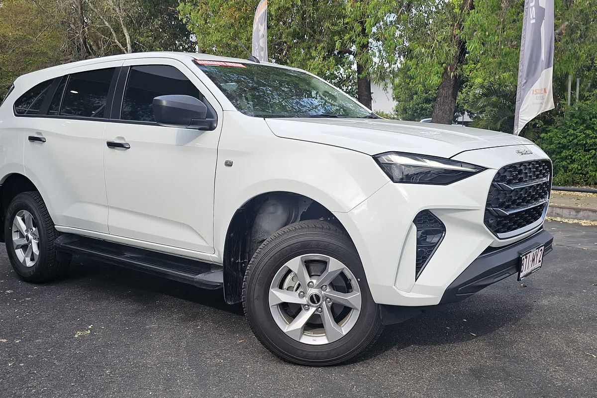 2025 Isuzu MU-X LS-M