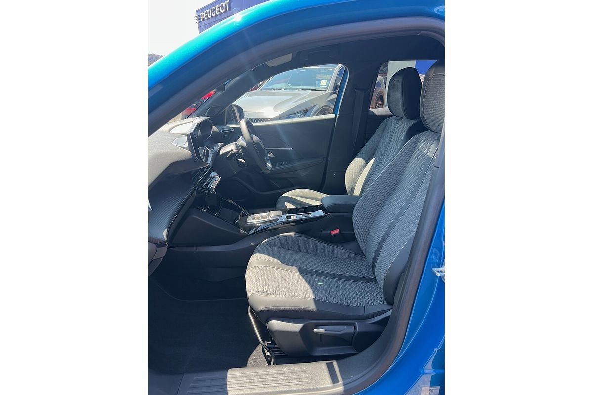 2023 Peugeot 2008 Allure P24
