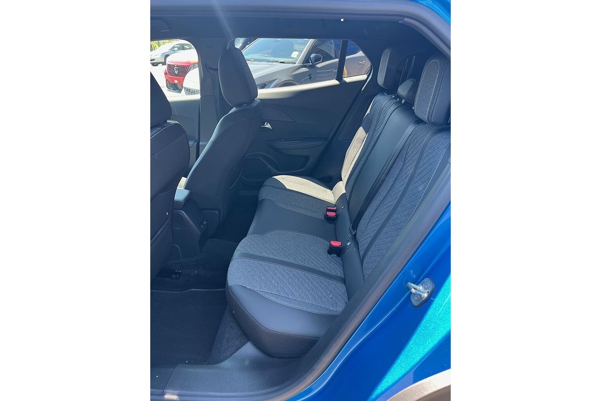 2023 Peugeot 2008 Allure P24