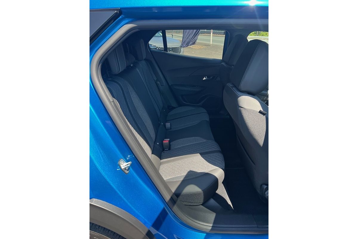 2023 Peugeot 2008 Allure P24