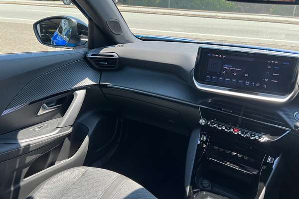 2023 Peugeot 2008 Allure P24