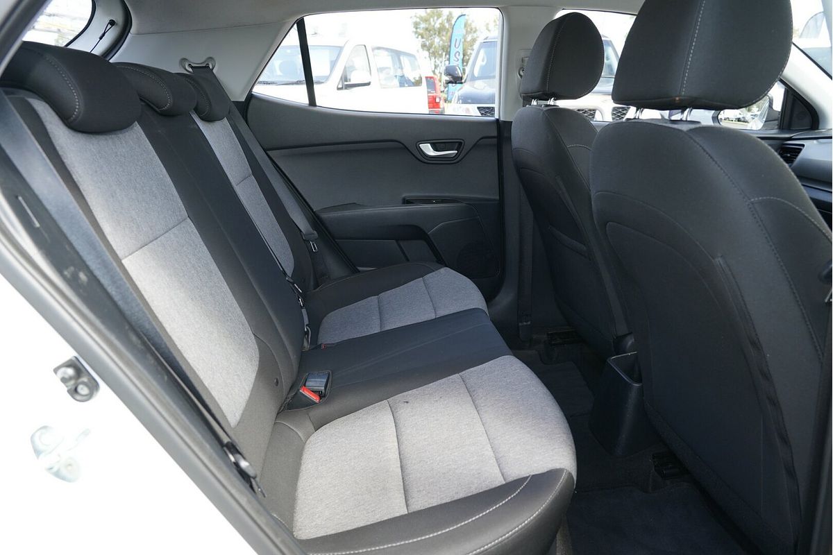 2023 Kia Stonic S YB