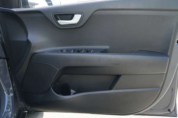 2023 Kia Stonic S YB