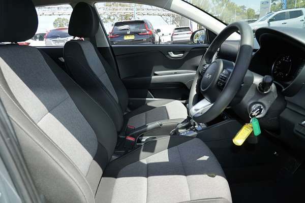 2023 Kia Stonic S YB