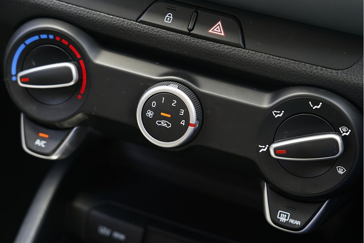 2023 Kia Stonic S YB