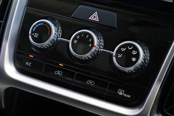 2020 Kia Sorento S MQ4