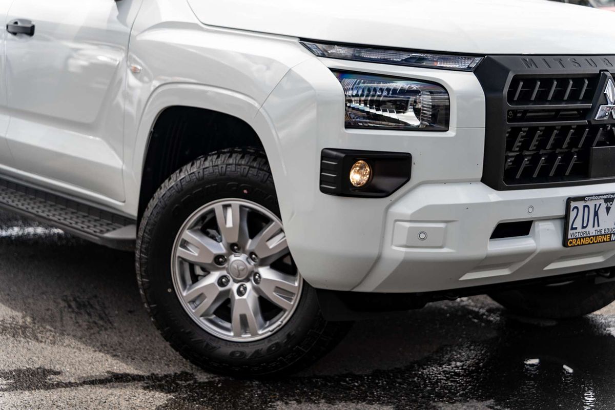2025 Mitsubishi Triton GLX+ MV 4X4