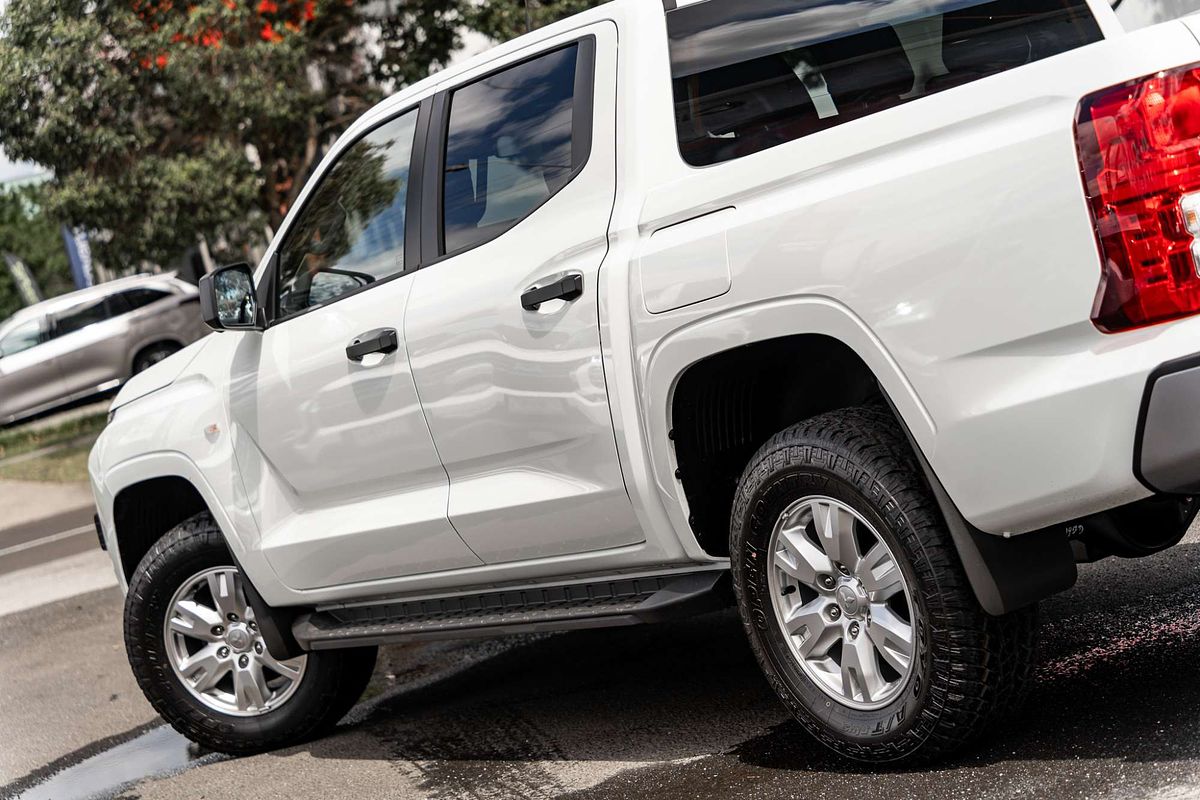 2025 Mitsubishi Triton GLX+ MV 4X4