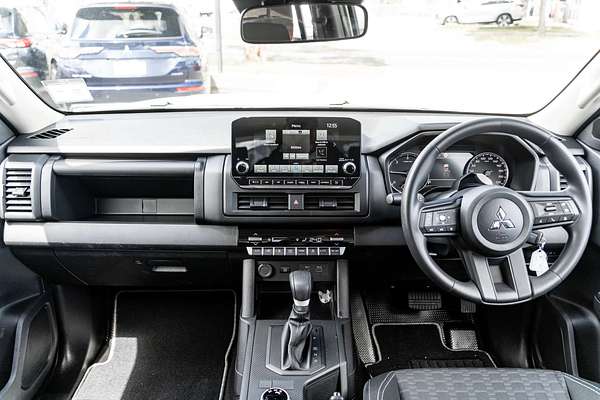 2025 Mitsubishi Triton GLX+ MV 4X4