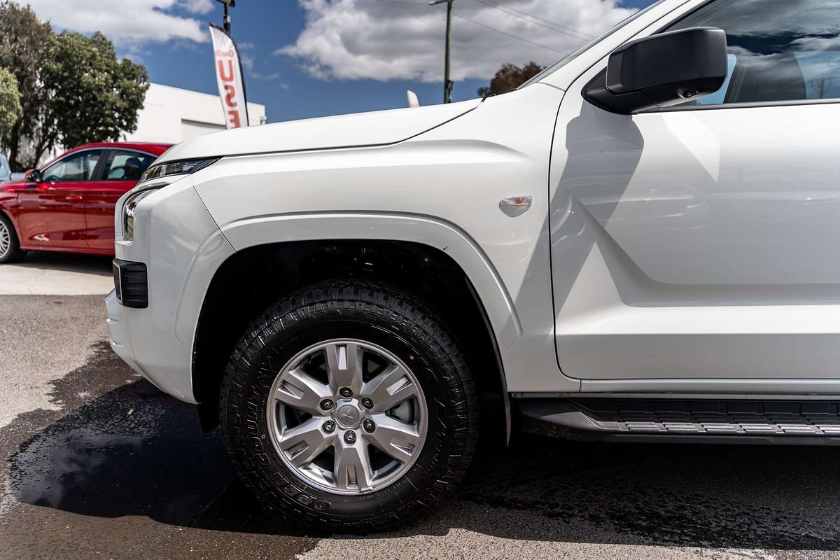 2025 Mitsubishi Triton GLX+ MV 4X4