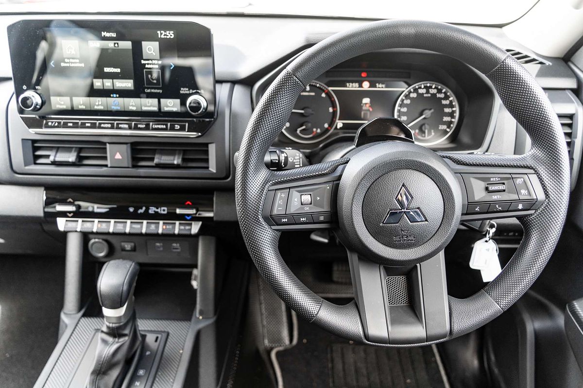 2025 Mitsubishi Triton GLX+ MV 4X4