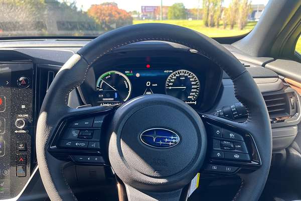 2025 Subaru Forester Hybrid Sport S6