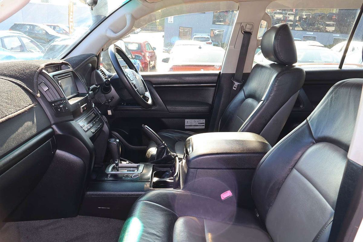 2012 Toyota Landcruiser GXL VDJ200R