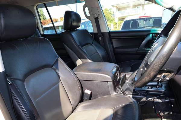 2012 Toyota Landcruiser GXL VDJ200R