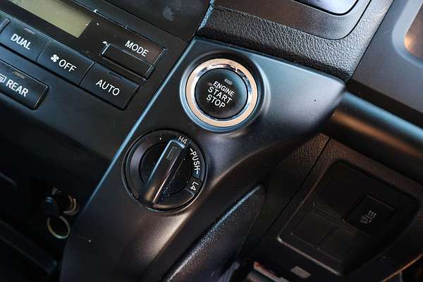 2012 Toyota Landcruiser GXL VDJ200R