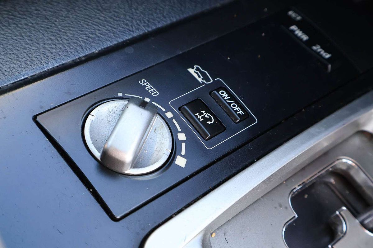 2012 Toyota Landcruiser GXL VDJ200R