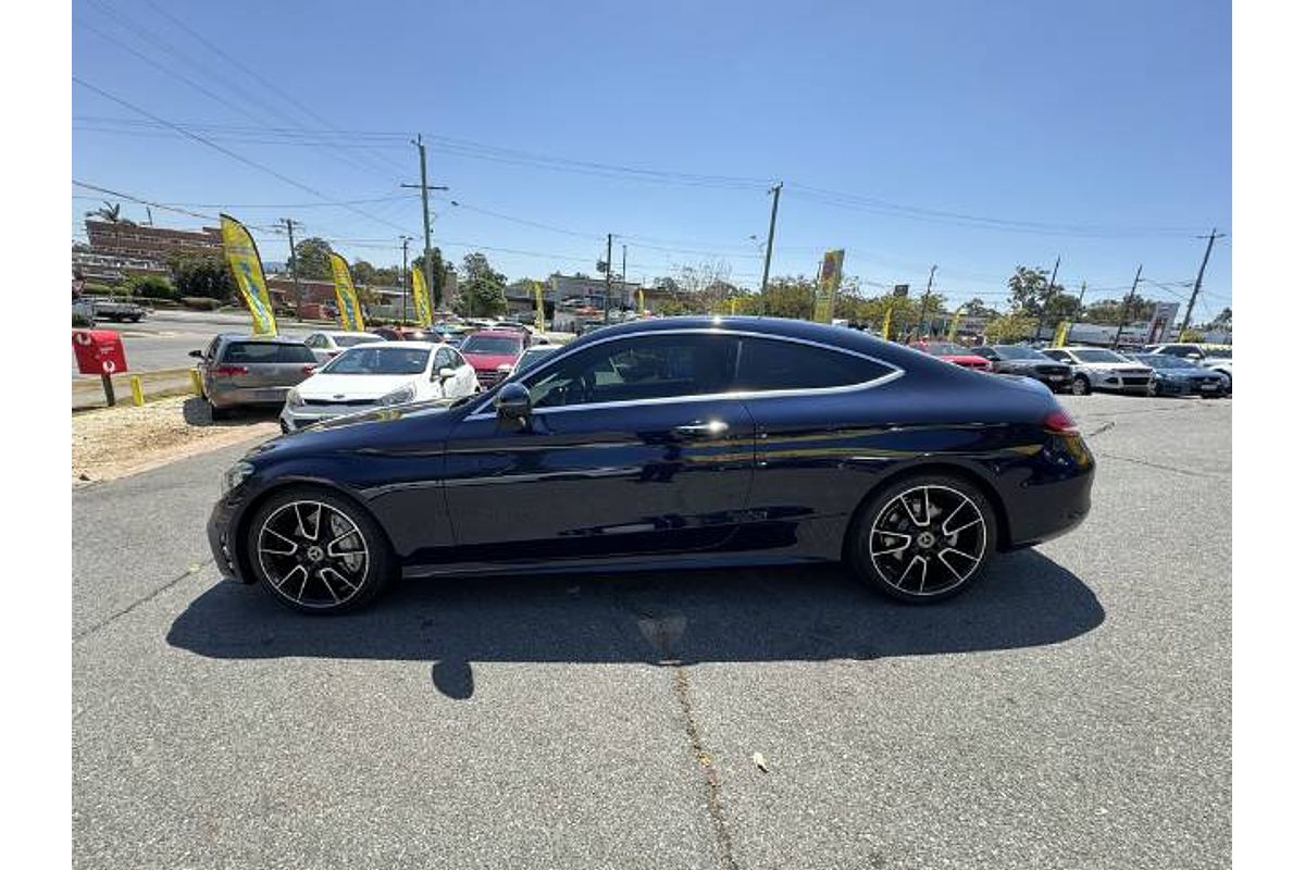 2018 Mercedes-Benz C-Class C300 C205