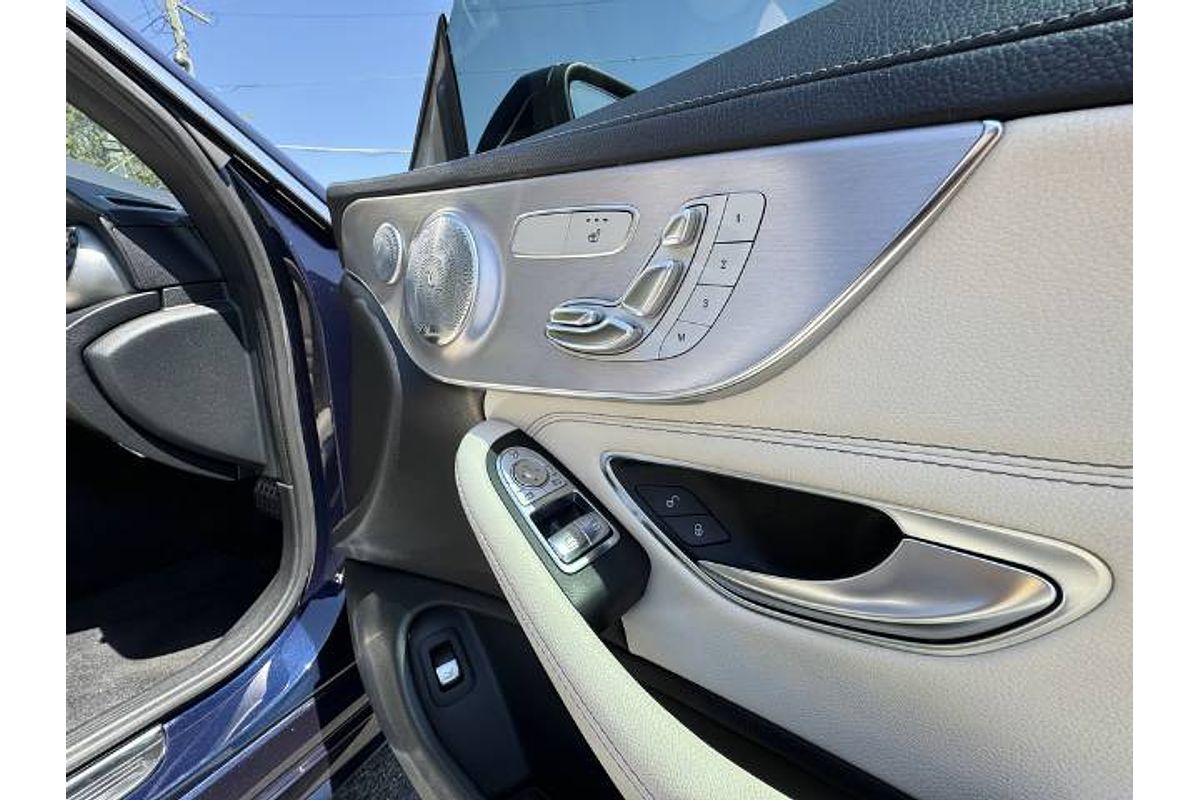 2018 Mercedes-Benz C-Class C300 C205