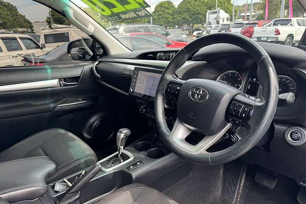 2021 Toyota Hilux SR5 GUN126R 4X4