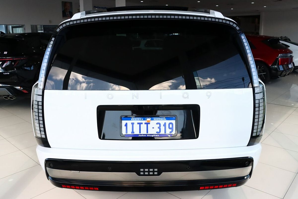 2025 Hyundai IONIQ 9 Calligraphy ME.V1