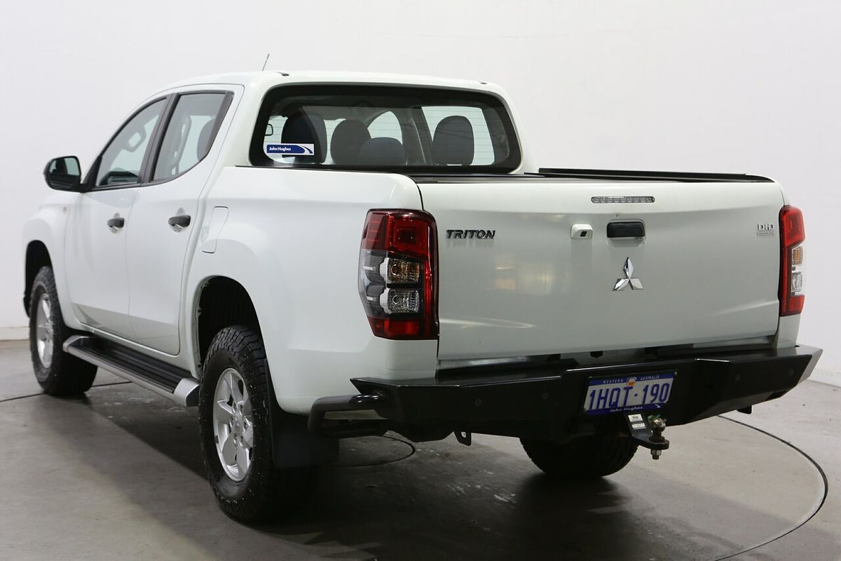 2019 Mitsubishi Triton GLX+ MR 4X4