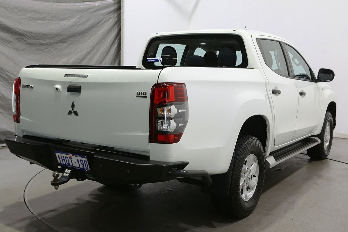 2019 Mitsubishi Triton GLX+ MR 4X4