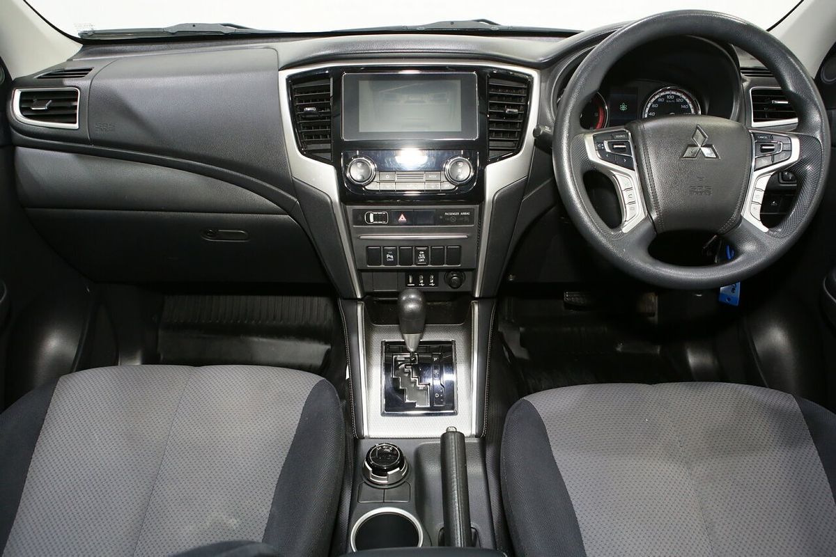 2019 Mitsubishi Triton GLX+ MR 4X4